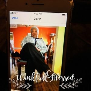 Meet your Posher, Cassandra